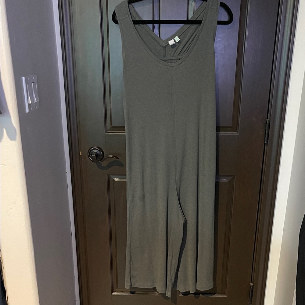 Susina Olive Sleeveless Wide-Leg Jumpsuit